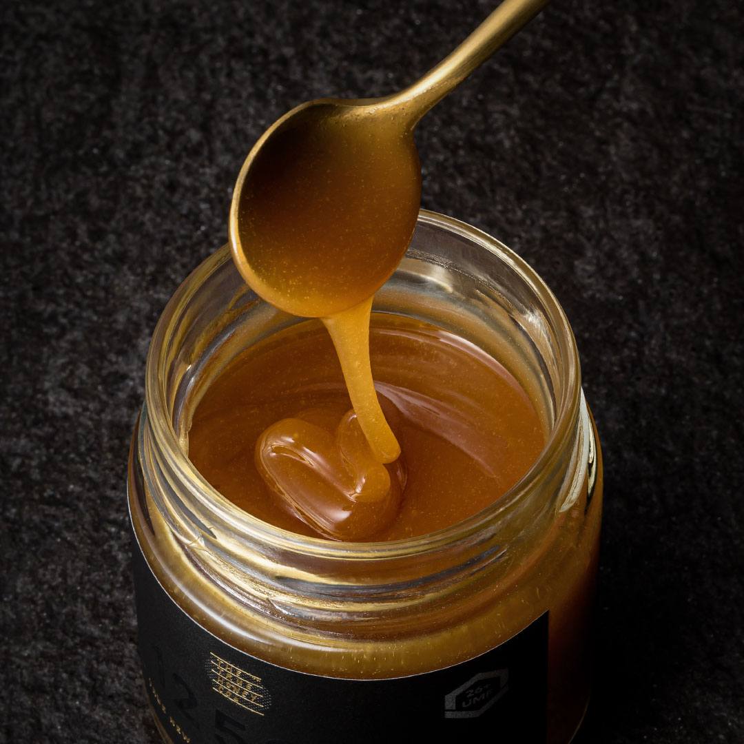 Not All Mānuka Honey Is Created Equal. Here's How To Tell The Difference
