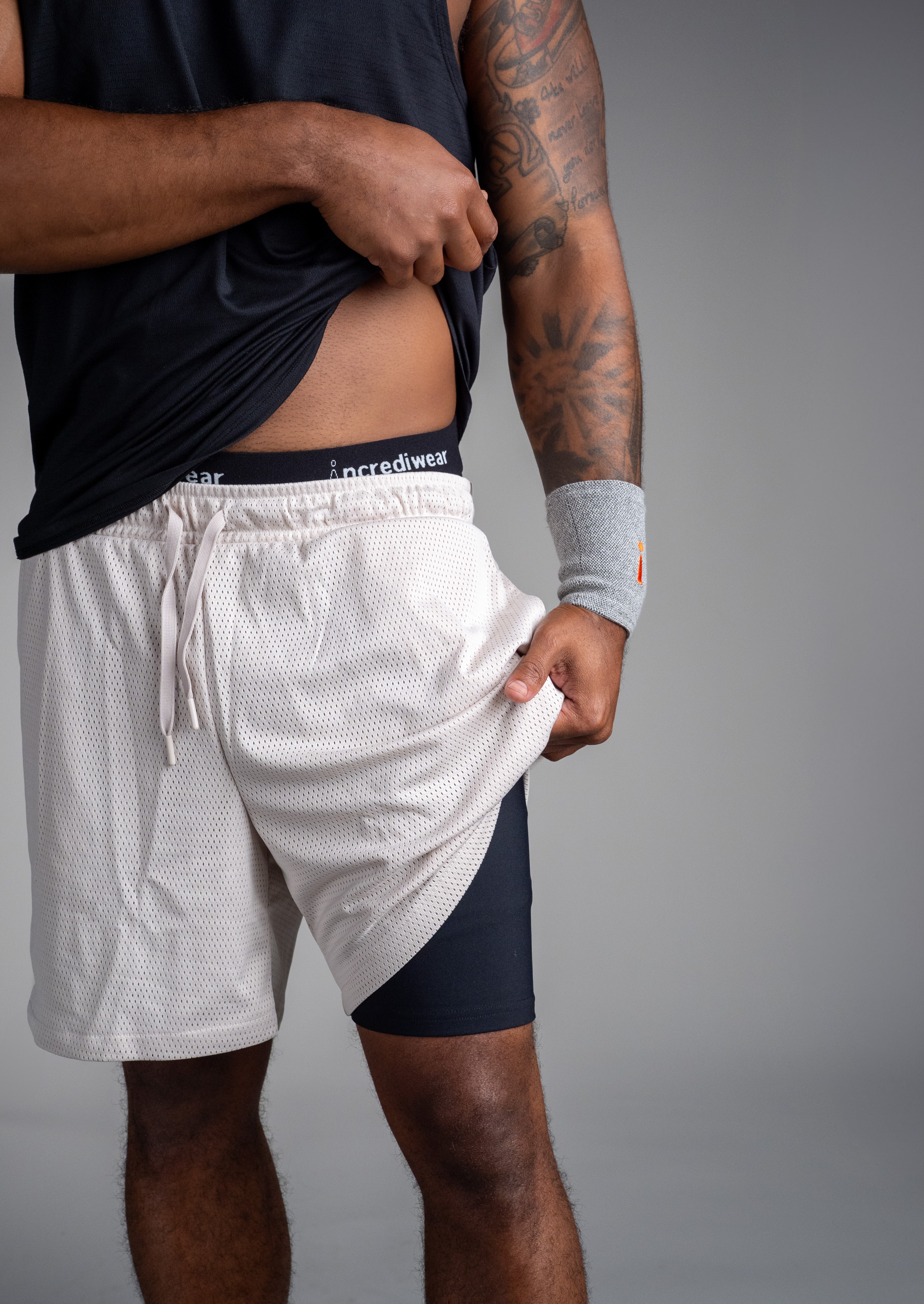 Circulation Shorts